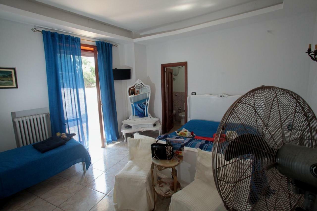 Zo. Ne. Baroque B&B Lecce Exteriör bild