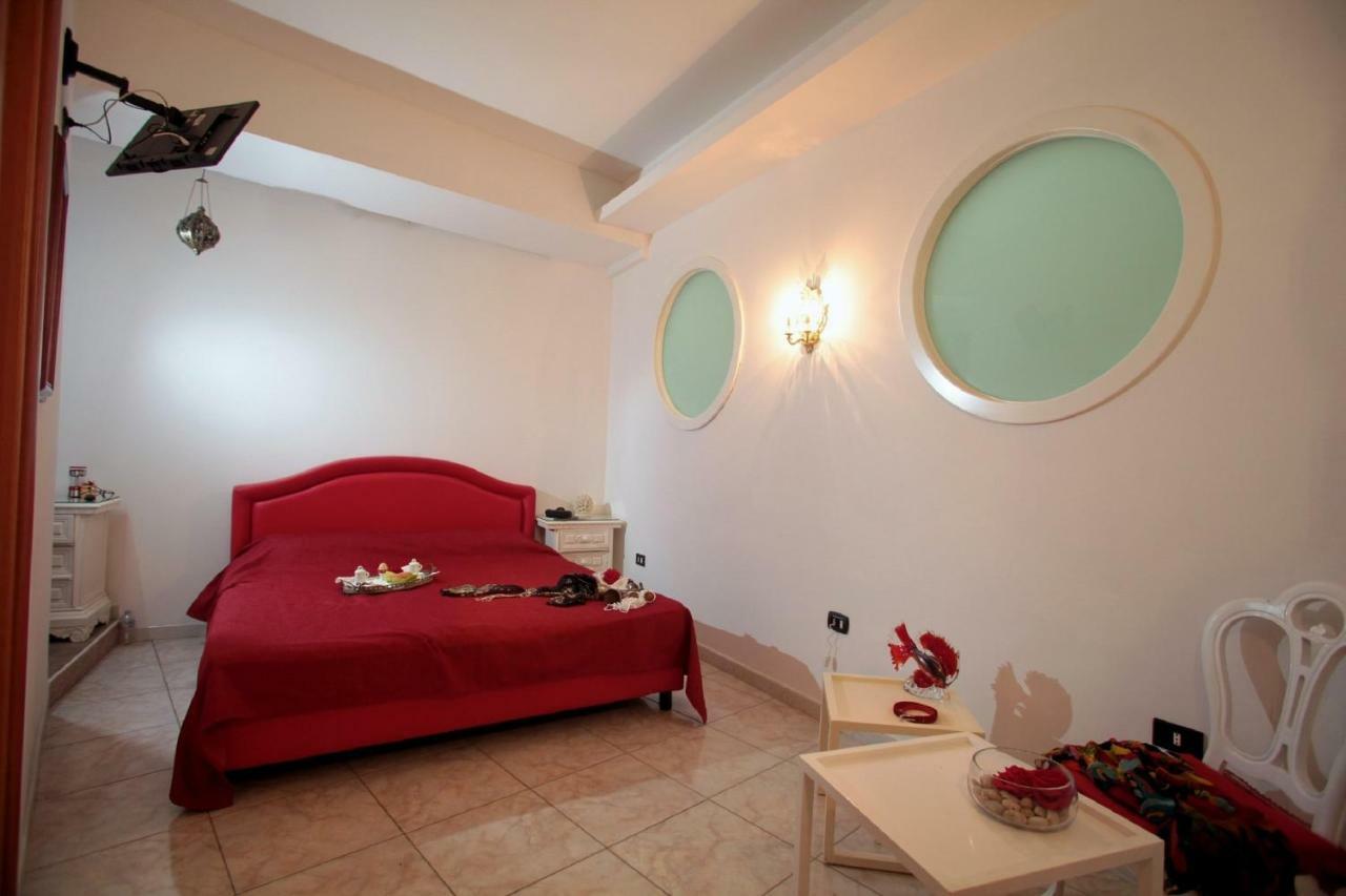 Zo. Ne. Baroque B&B Lecce Exteriör bild